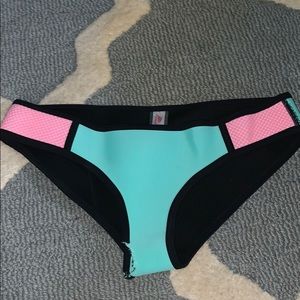 Triangl bottoms - slight flaws